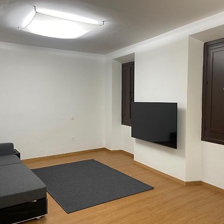 Apartamento Calle Rodrigo De Triana Con Opcion De Parking Seville Exterior photo