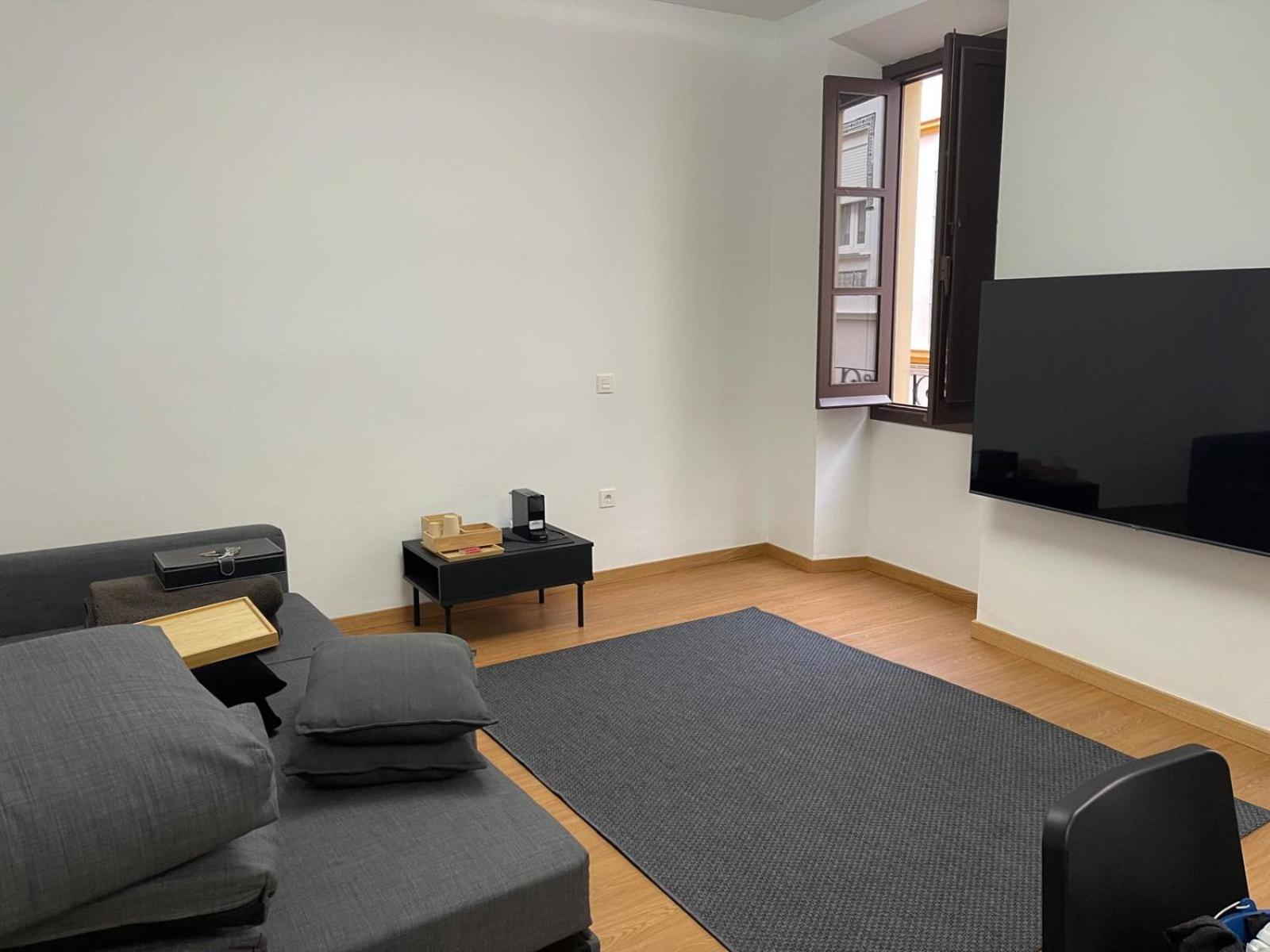 Apartamento Calle Rodrigo De Triana Con Opcion De Parking Seville Exterior photo